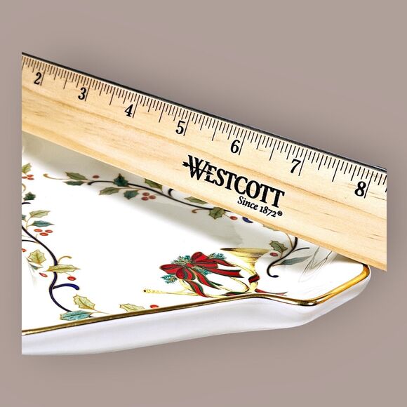 MIKASA Vtg Christmas Tree Candy Dish Holiday Elegance Holly Berries 8-3/4 inch - Picture 6 of 12